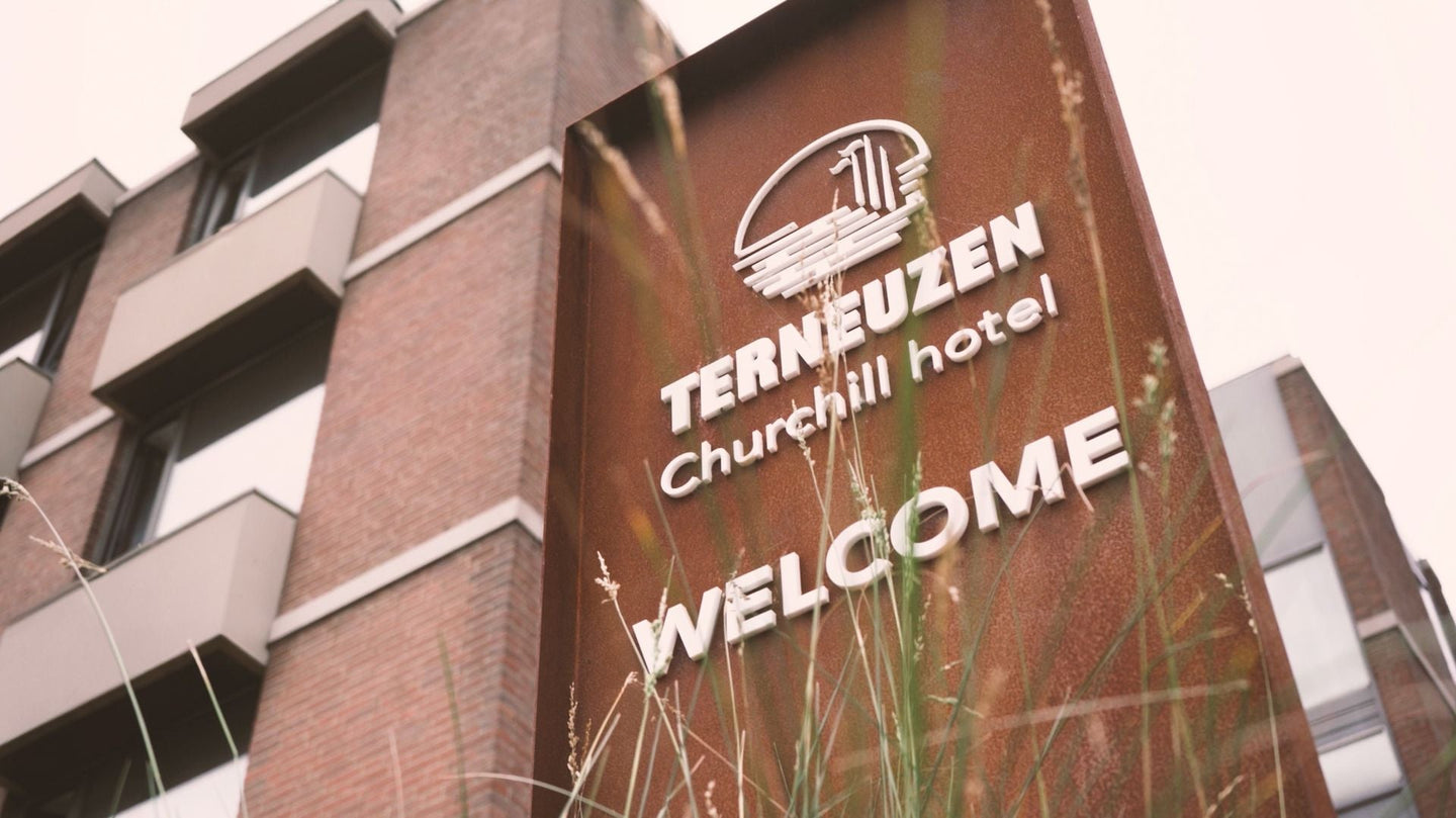 Churchill Hotel Terneuzen | 5-Daagse fietsvakantie door Zeeuws-Vlaanderen in Zeeland | incl. 3-gangendiner (2 avonden) - afbeelding 17
